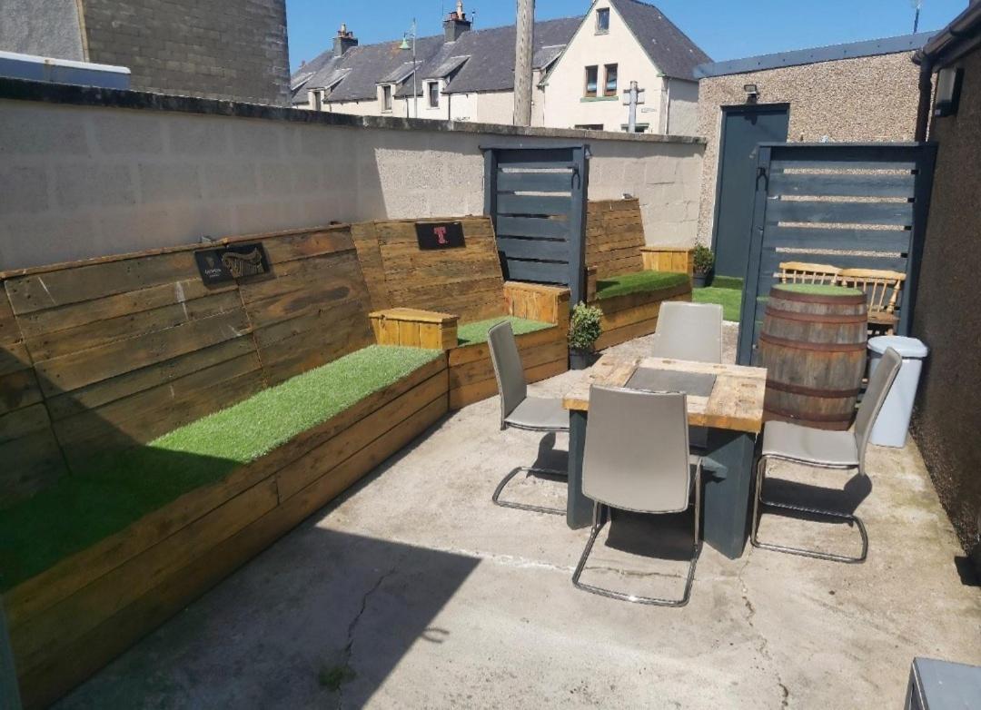 5 Riverside Place Thurso. 2 Bed, 2 Bathrooms. Exteriör bild