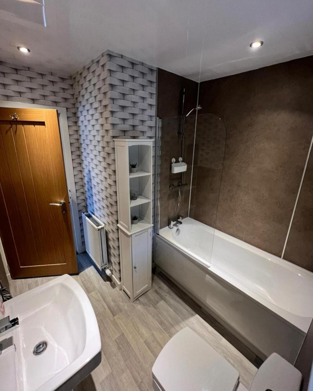 5 Riverside Place Thurso. 2 Bed, 2 Bathrooms. Exteriör bild